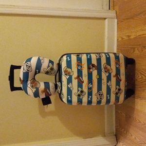 5 piece kids luggage set Like New Used once